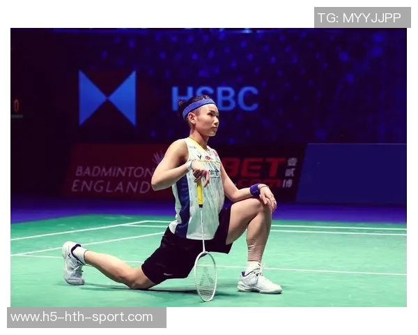 科学羽毛球速度训练技巧提升运动表现的有效方法与策略 科学羽毛球速度训练技巧提升运动表现的有效方法与策略